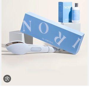 Nori press steamer iron with box and “fabric facial”